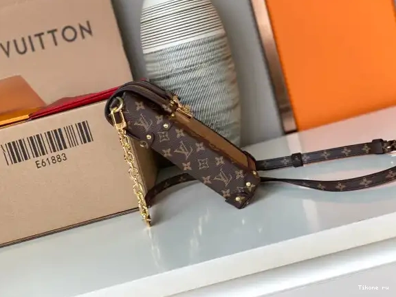 Affordable VERTICAL VUITTON TRUNK POCHETTE LOUIS 0501